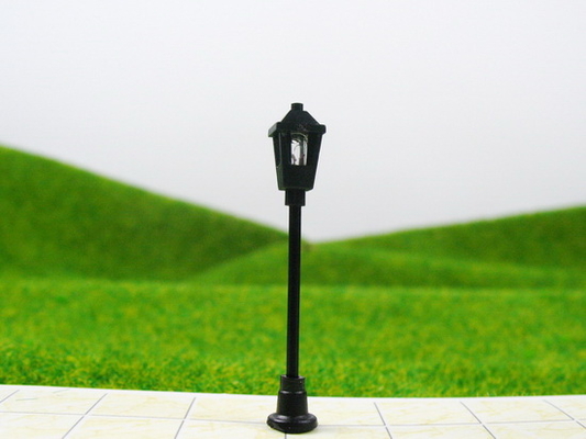 중국 6V O 스케일 기차 역 레이아웃 디자인 스트리트 미니어처 모델 램프 게시물 4.5 cm 협력 업체