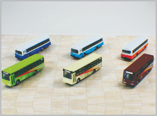 중국 선물 &amp; 가정 Decoratio를 위한 1/150대의 소형 Diecast 장난감 합금 주문 축소 모형 차 BS1 협력 업체