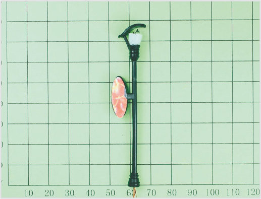 중국 T15 6V 빌보드 거리 플라스틱 스케일 모델 램프 게시물 기차 레이아웃 7.5 cm에 대 한 협력 업체
