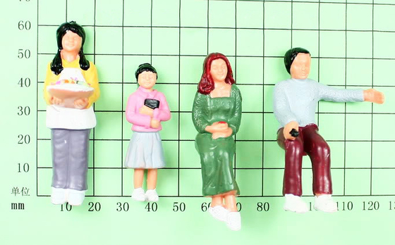 빨강/검정 건축 축소 모형 사람들은 사람들 숫자를 만듭니다 협력 업체