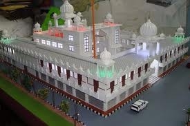 Gurudwara 축소 모형을 점화하는 주문 소형 건축 모형 제작자 협력 업체