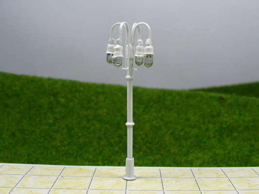 T53 관례 6V HO 기차 배치를 위한 빛난 거리 축소 모형 가로등 기둥 5.5cm 협력 업체