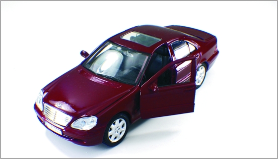 1:24는 기차 배치를 위한 똑똑한 주문 축소 모형 차 전시 BMW 로드스터를 Diecast 협력 업체