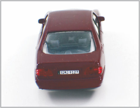 선물 &amp; 가정 Decoratio를 위한 1/43대의 소형 Diecast 합금 주문 축소 모형 차 Peugeot 307 협력 업체
